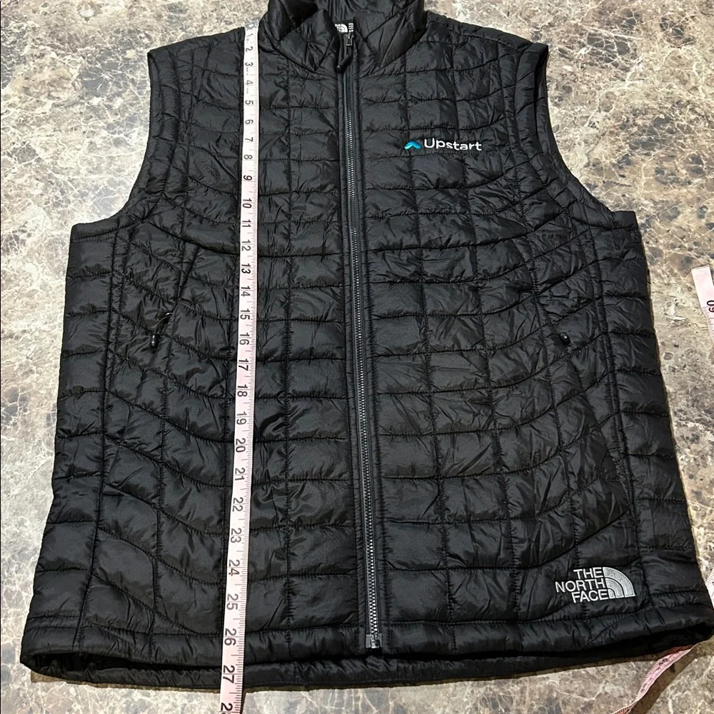 The North Face Thermoball Puffer Vest Black Men’s Small